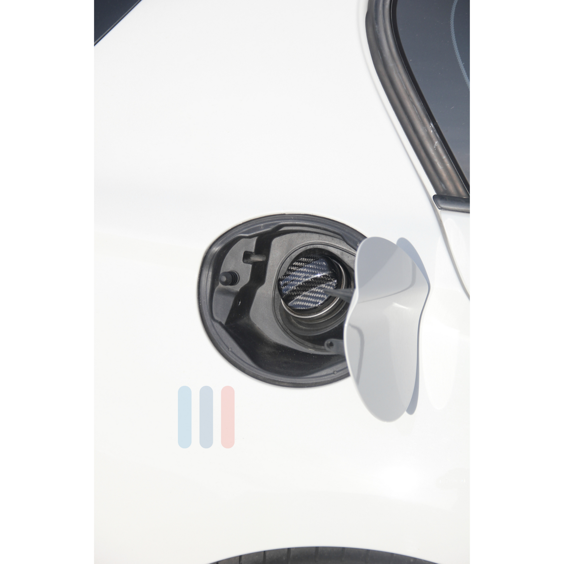 BMW Karbon Tanklokk
