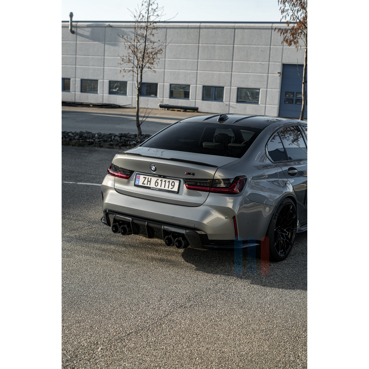 BMW G8x Karbon Endestusser (Svart Krom)