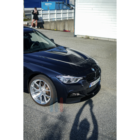 BMW F30/F31 V2 M-Performance Frontleppe (Matt Svart)