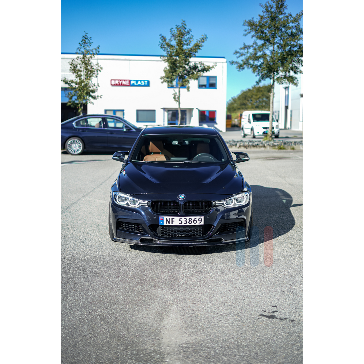 BMW F30/F31 Varis Karbon Frontleppe