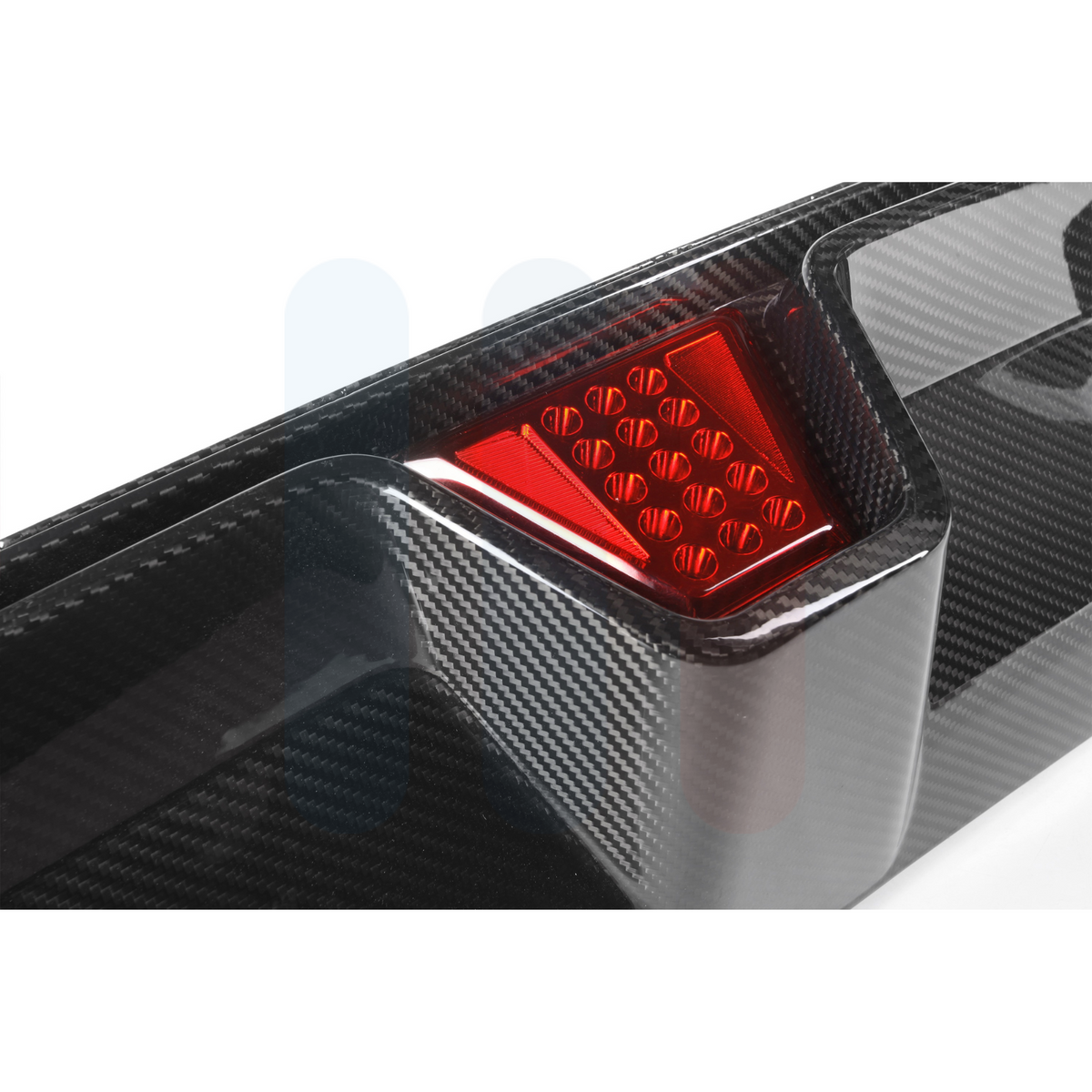 BMW F90 LCI CS Style LED Fullkarbon Diffuser